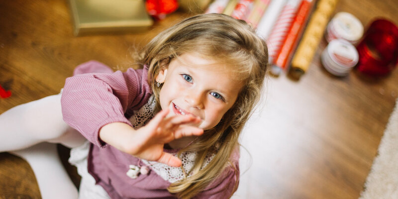 Маленьких девочек убивают. Проблемы женщин. Отчим и дочь. Старшая сестра избила младшую. Домогательства к маленькой девочке.