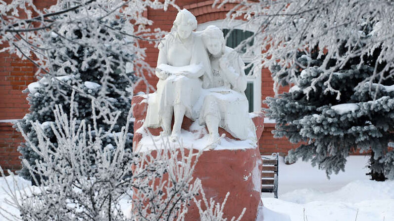 19 января отменили занятия в школах. 19 января отменили занятия в школах. школа 18 челябинск. отмена занятий в школах челябинска 14 января 2022. отмена школ в россии в 20023.