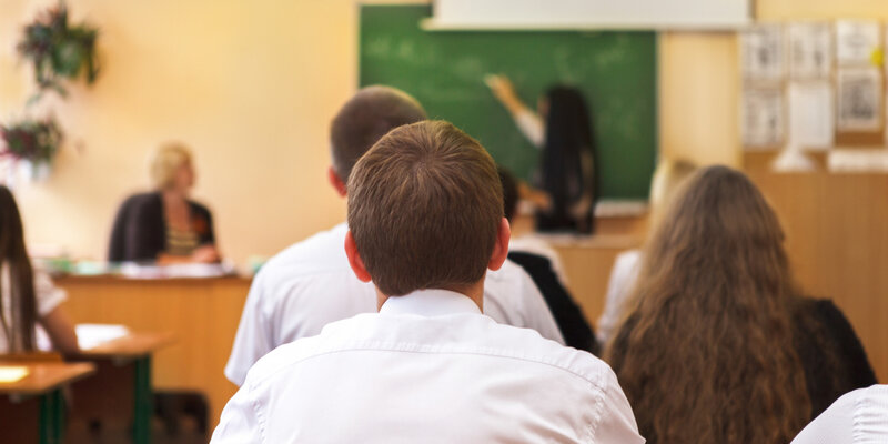 Пермь. Учеба в техникуме. Школьники 9-11 классов. Кнхк колледж. Коллектив колледжа оникс.