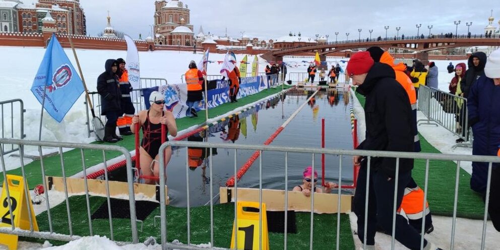 Вывеска вход с обратной стороны. Шланг пожарный 66 мм. Спецтрак логотип. Спецавтокран логотип. Вход с центрального входа объявление.