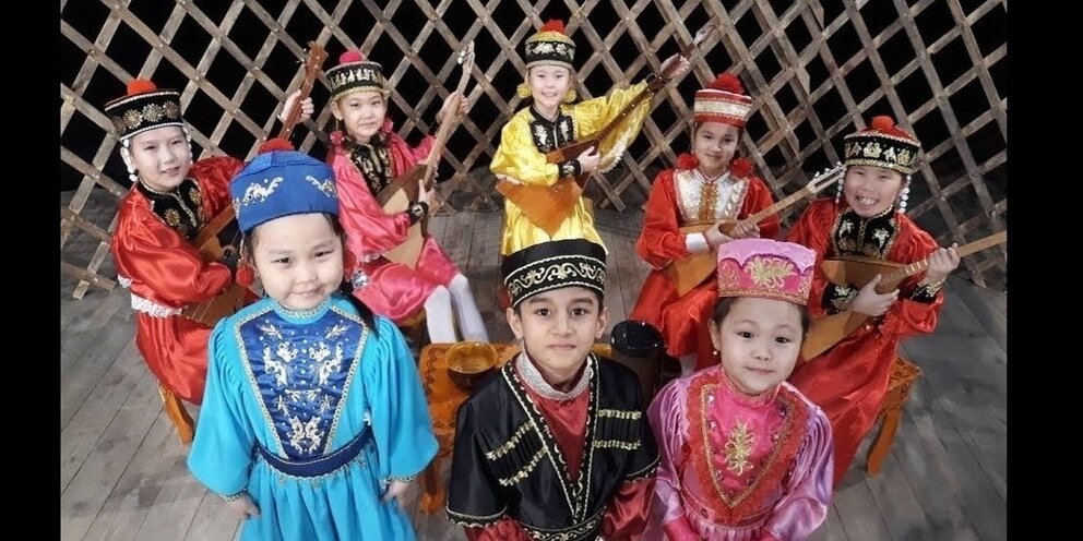 Материнский капитал на 1 ребенка в 2023. Выплаты на первого ребенка в 2023. Единое пособие февраль 2023. Расписание на февраль 2023. Выплаты на детей в 2023 до 17 лет.