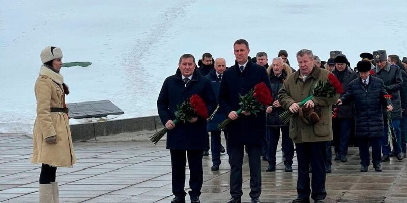 Музыка звучащая на мамаевом кургане в зале скорби