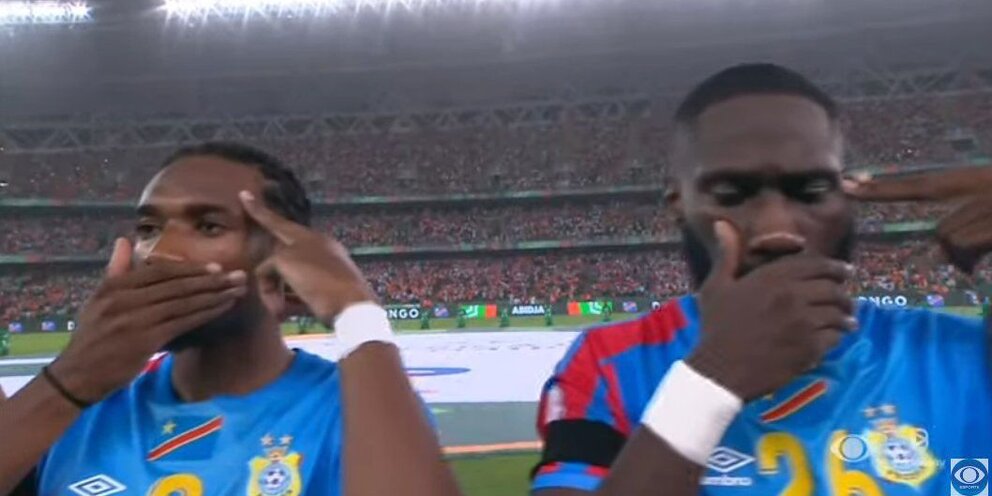 2022. котики картинки. катастрофа в огайо 2023 крушение поезда. подводный аппарат титан. катастрофа 2023 с котом.