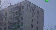 Мужчина выбросился из окна в москве. Окно упало в москве. Окно упало в москве. Окно упало в москве. Виды окон для дома.