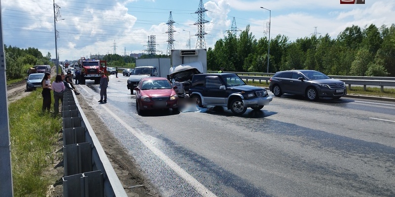 В Сургуте два смертельных ДТП произошли на дороге с разницей в 100 метров Дзен