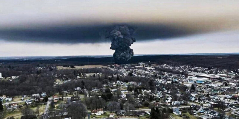 Разлив нефти exxon valdez. Техногенные аварии презентация. Катастрофа в огайо 2023 крушение поезда. Классификация медицины катастроф. Масштабы катастрофы.