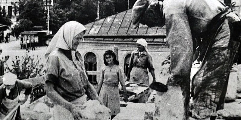 Мне много лет уже почти что 8. Мне много лет уже почти что 8
