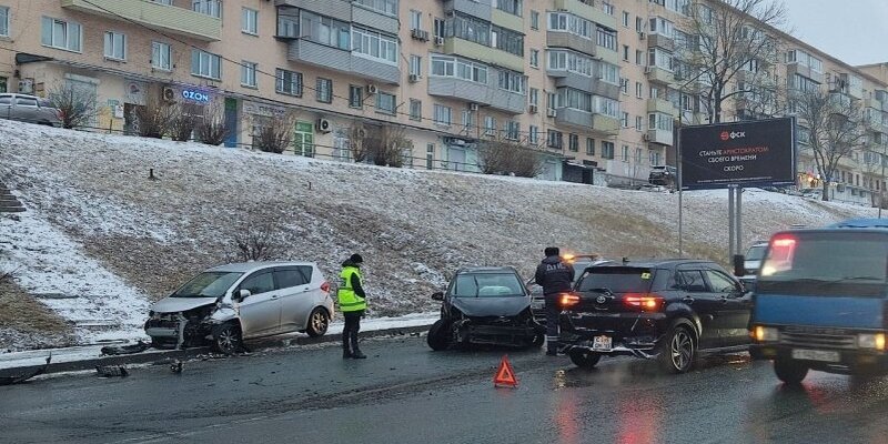 авария на гагарина сегодня калининград. дтп перекрыло движение. дтп перекрыло движение. авария на проспекте гагарина сегодня нижний новгород. дтп на проспекте гагарина нижний новгород.