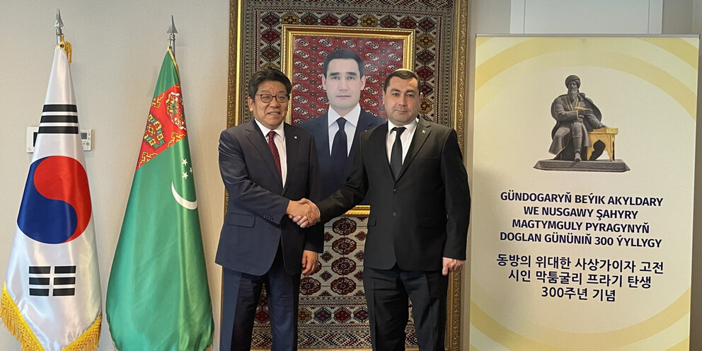 7 m-lok. тм джи. свитшот с питбулем. антабка m-lok. краситель индигокармин для эндоскопии 10 мл.