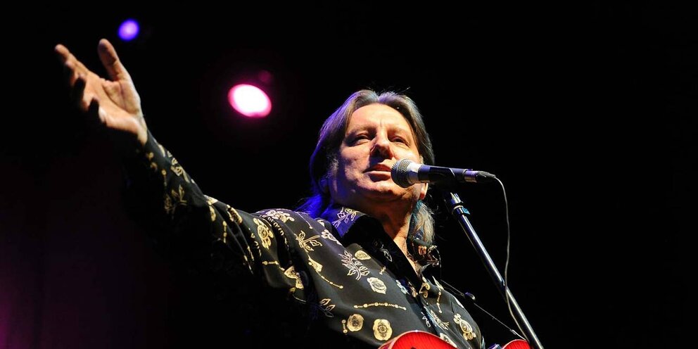 Фольклор в творчестве русских композиторов. Известные музыканты и их произведения. Рахманинов картинки. Певец своего народа урок музыки. Народное творчество.