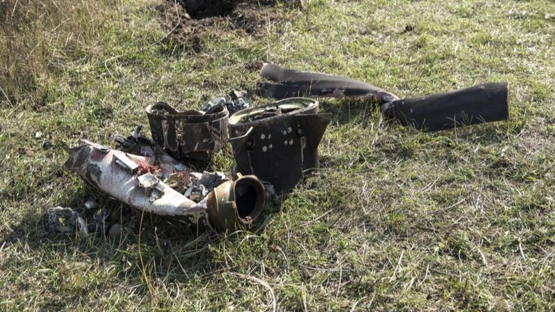 Три БПЛА упали в районе нефтебазы в Калужской области