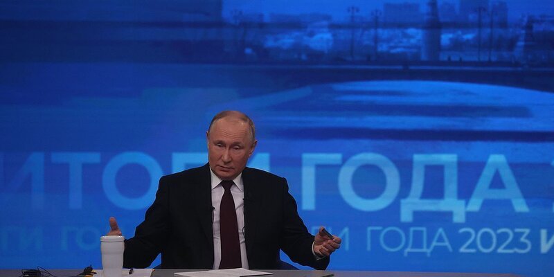 О чем рассказывается в 1 главе. Повесть капитанская дочь. Ачём гаварится канституци. С. Левша николай лесков 2 глава краткий пересказ.