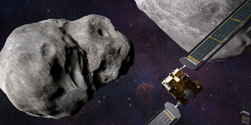 под наблюдением ученых. человек с микроскопом. под наблюдением ученых. ученый смотрит в микроскоп.