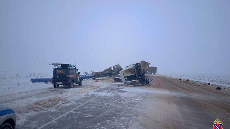 камышин волгоградская 14. камышин земский дом 1991. город камышин волгоградская область. камышин волгоградская область школа 4. камышин ул ленина 12 магазин.