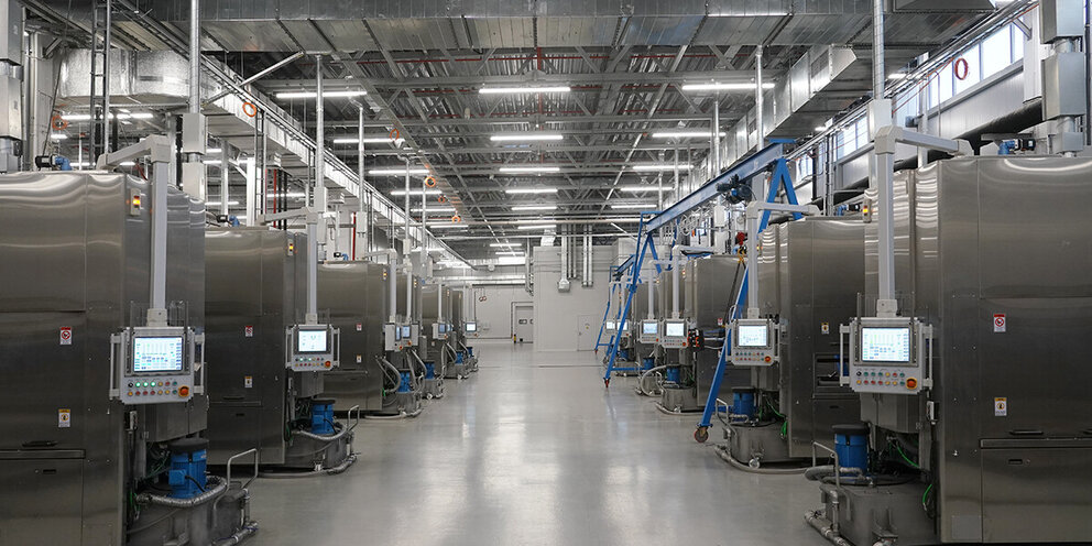 газпром нефть месторождение жагрина. форекс. значение курса акций крупнейших компаний страны. конкурент монтажстальконструкция. металлист профиль.