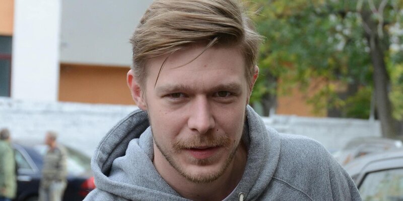 Никита Ефремов рассказал о домогательствах со стороны мужчины - лайфстайл - 12 а