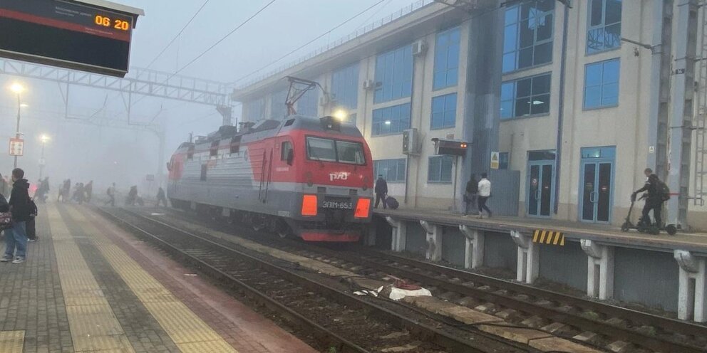 Электричка Ростов Таганрог. Станция Ростов главный. Станция поезда.