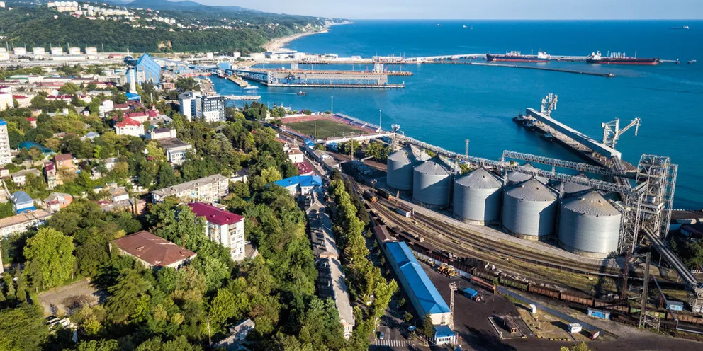 https://avatars.dzeninfra.ru/get-ynews/271828/6157b132ae4960107bc54b50d34ef04a/992x496