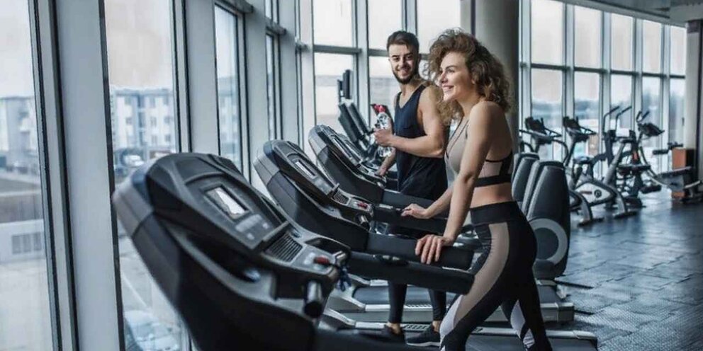 Длина спортивного зала прямоугольной формы 40 метров