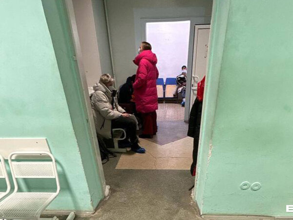 Режим работы рентгенкабинета в поликлинике. Часы посещения в больнице. Часы работы регистратуры поликлиники. Режим работы стоматологии. 8 больница часы работы.