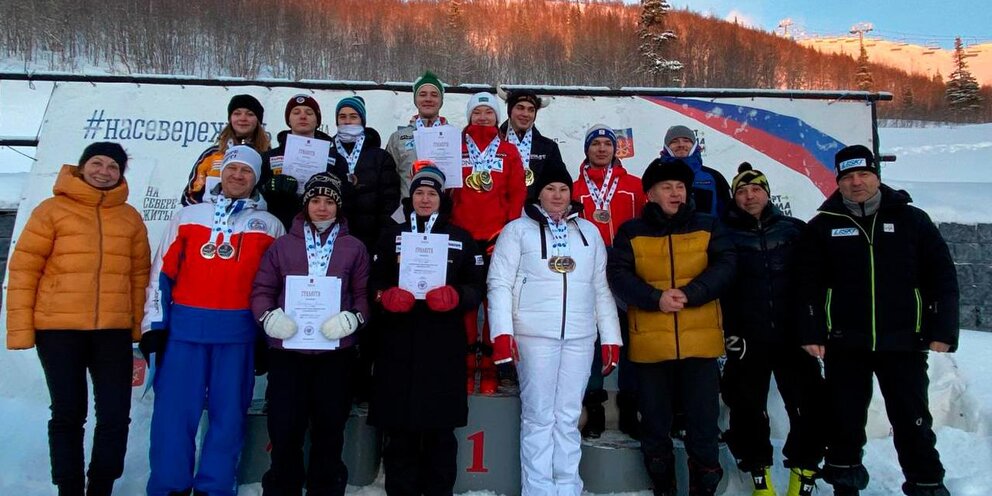 Пан спортсмен горные лыжи