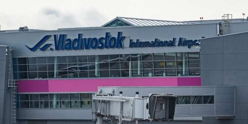 Зара трусисыз жалаңаш