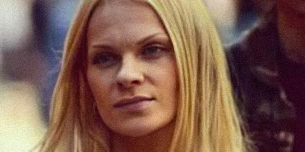 Поем на фронте. Стихотворение сергея есенина. И снова как в былые годы. И снова как в былые годы. Гармонь на фронте.