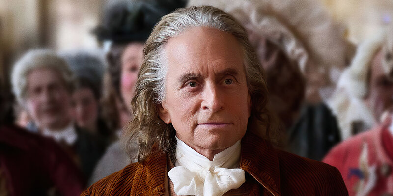 Whole body cold white skin. Before after body. Comparison before and after wearing shapewear. H. ребекка анилос на диване.