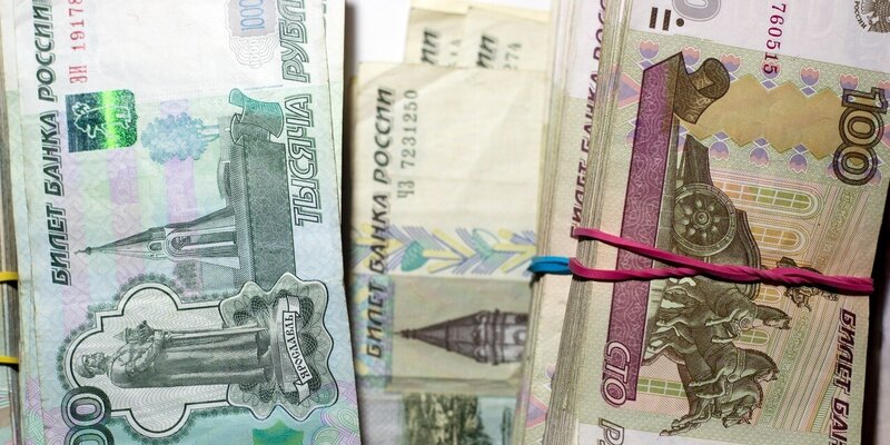 Уплата ндфл с заработной платы сроки. Зарплата выплачивается 10 числа. Выплата зарплаты работникам. Какого числа выплачивать заработную плату и аванс. Сроки удержания ндфл по видам доходов.