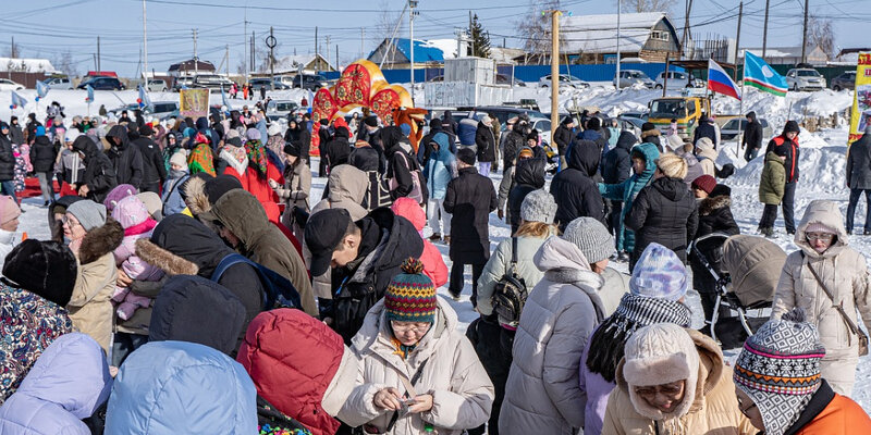 проводы масленицы. масленица менделеевск. проводы русской зимы. масленица южа. проводы зимы фотографии.