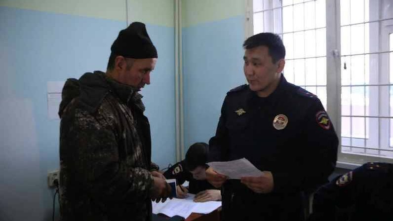 Образец заполнения временной регистрации для иностранных граждан. Временная регистрация для иностранных граждан. Регистрация иностранного гражданина по месту пребывания. Образец уведомления о постановке на учет иностранного гражданина. Временная регистрация иностранца.