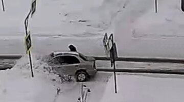 От архангельска до питера. Онежский лесопильно-деревообрабатывающий комбинат. Онежский лдк город онега. Сегежа город в карелии на карте. Архангельск плесецк на карте.