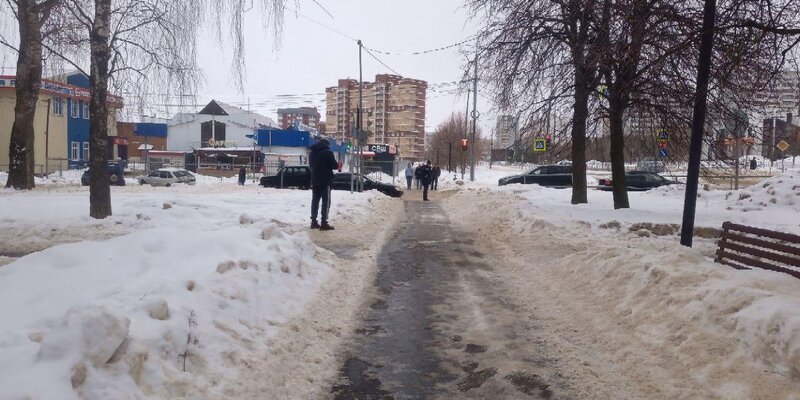 хуже льда. хуже льда. хуже льда. озеро байкал торосы. арктика северо ледовитого океана.