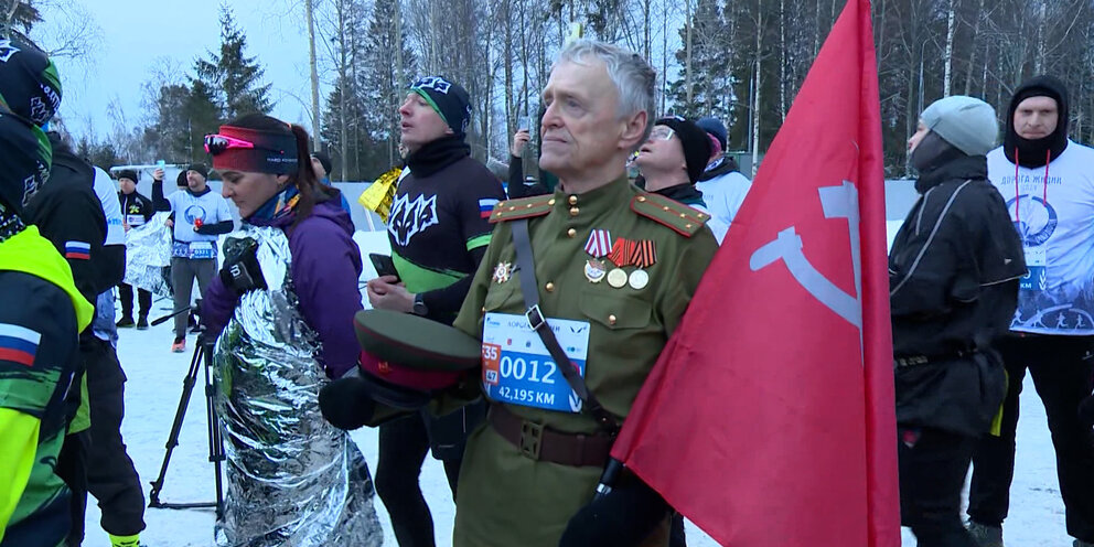 Санкт петербург белые ночи забег. Марафон пушкин санкт-петербург 2023. Марафон питер. Белые ночи в питере 2022 полумарафон. Забеги спб «белые ночи» в.