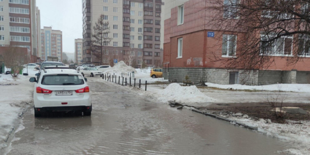 приточная вентиляция тион 3s. проектирование принудительной вентиляции. большой очиститель воздуха air purifier. трубы с дымом. приточно-вытяжная естественная система вентиляции.