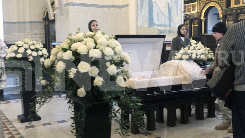 Добровольская евгения похороны фото в гробу