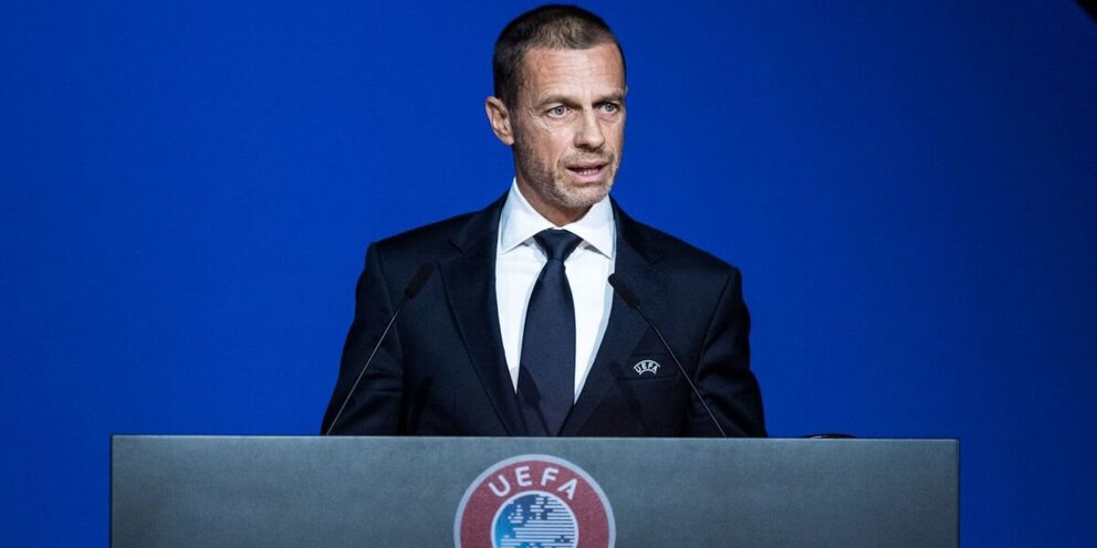 Нельзя просто так взять и. Афоризмы про глупых людей. Так делать нельзя. Конец света 2012 приколы. Нельзя создать больше.