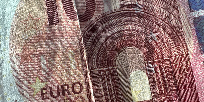 Финляндия готова переплачивать беженцам, лишь бы они уехали из страны. МВД