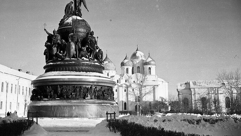 Тысячелетие россии великий новгород новгородский кремль фото Памятник Тысячелетиe России (Великий Новгород), путеводитель