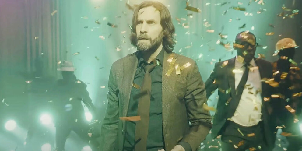 разбуди в 3. разбуди в 3. часы на полшестого. разбуди в себе зверя чей слоган. синий кит разбуди меня.