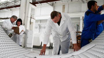 икеа в россии уволила 10 тысяч сотрудников. корпорация фото. 10 тысяч сотрудников. 10 тысяч сотрудников. главное управление мчс по ставропольскому краю лермонтова.