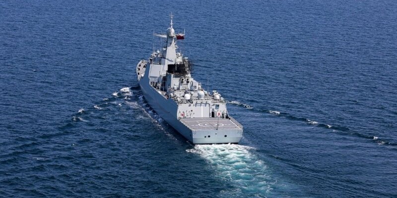 собственный корабль. корабль джеймса кука. собственный корабль. парусный корабль крузенштерн. парусное судно крузенштерн.