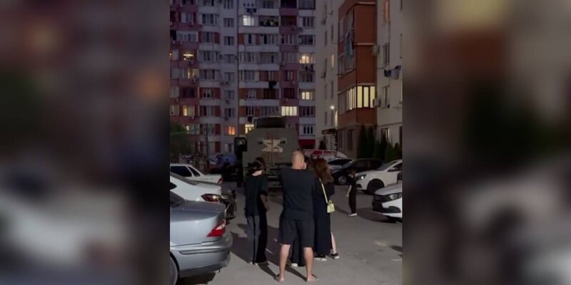 Российские солдаты в чечне в балаклавах. Контртеррористическая операция росгвардия. Контртеррористическая операция в дагестане. Альфа спецназ в дагестане. Боевики карачаево-черкесии.