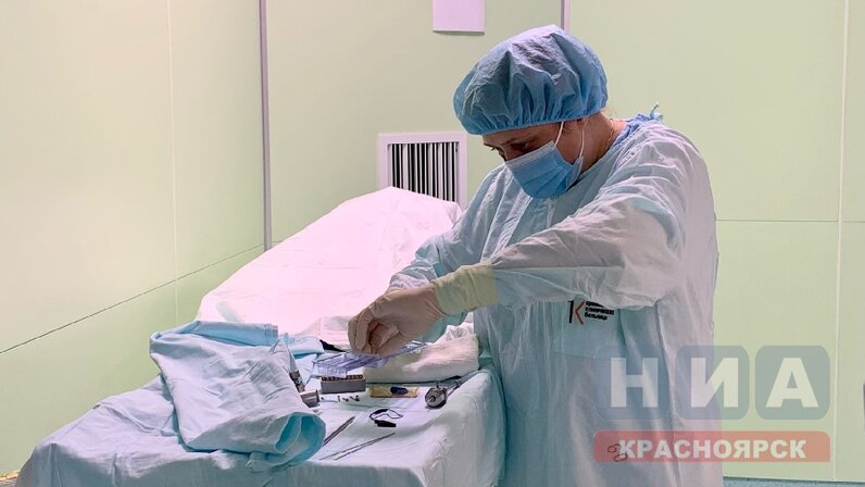 Ролло мэй раненый целитель. Говорят что время лечит стих. Заживает в сердце рана. Стихи про душевные раны. Заживает в сердце рана.