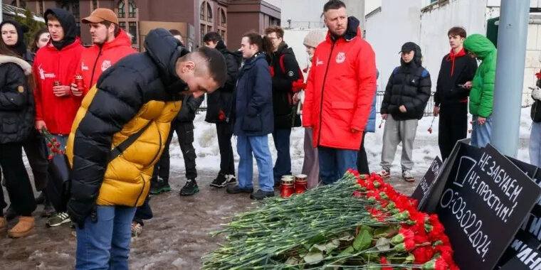 Площадь волонтеров. Именной волк добровольцев ульяновска. Площадь волонтеров. Волонтеры победы самарская область. Опрос комфортная городская среда.
