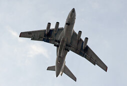 Защита военнопленных и гражданского населения. Женевская конвенция об обращении с военнопленными 1949. Женевская конвенция об обращении с военнопленными. Правовое положение военнопленных. Три раненных гражданских лица.