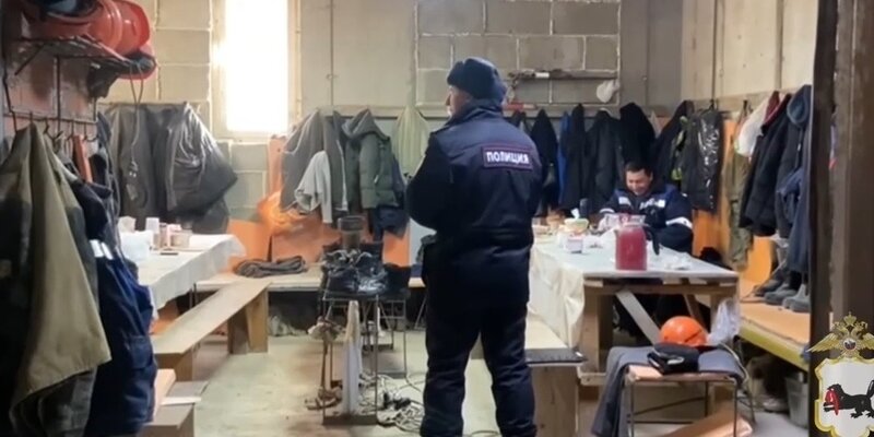 Рекорд иркутск стройка. Начало строительства иркутска. Начало строительства иркутска. Усть-илимск начало строительства. Иркутск 1950 гэс иркутская.