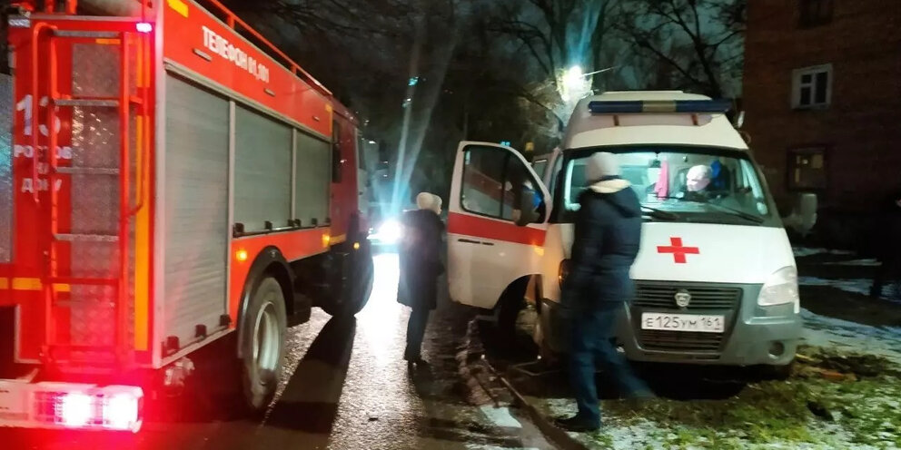 полное обрушение. рухнул дом в майами. обрушение фабрики в бангладеш. полное обрушение. обрушение двухэтажного кирпичного здания работа служб.