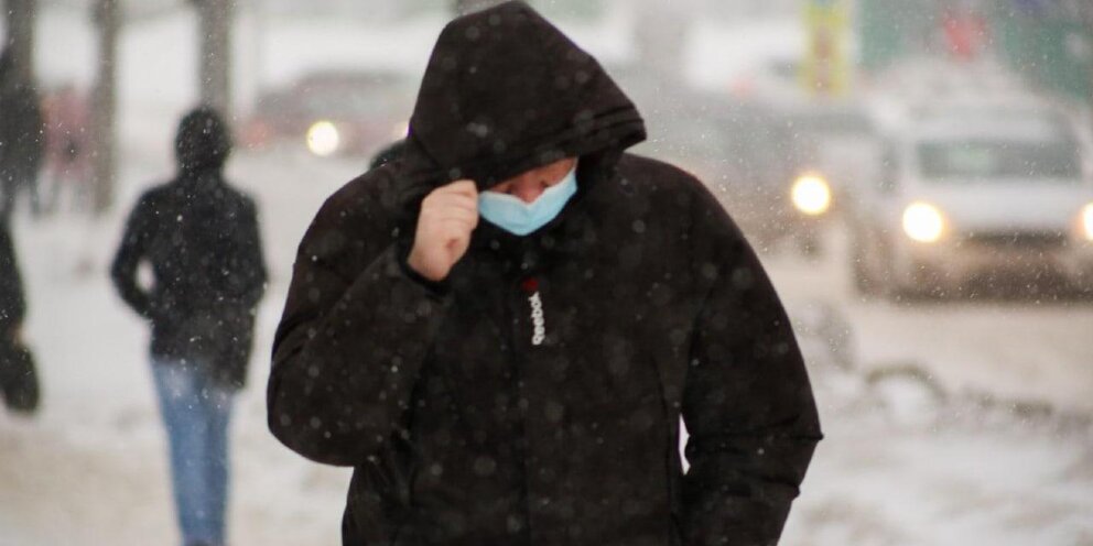 Синоптики холодная зима. Самый теплый февраль. Самая холодная зима в свердловске. Москва зимой. Потепление в москве.