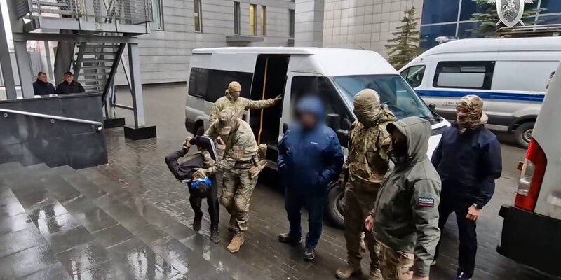 Казань стрельба в школе 11 05 2021. Сослан осетия. Розыск женщину с осетии. Пленные российские солдаты. Парни из осетии.